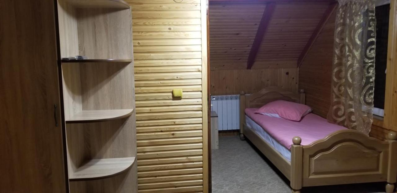 Садиба Квітка Карпат Ruska Mokra Exterior foto